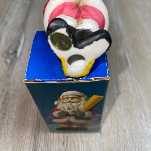 Vintage Porcelain Figurine Santa Christmas 3.5" With Box CS14597. - Picture 4 of 12